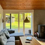Charming Family Summerhouse Near The Nyaraló *