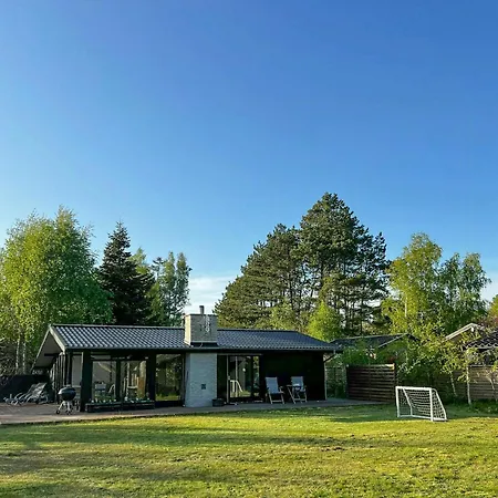 Charming Family Summerhouse Near The