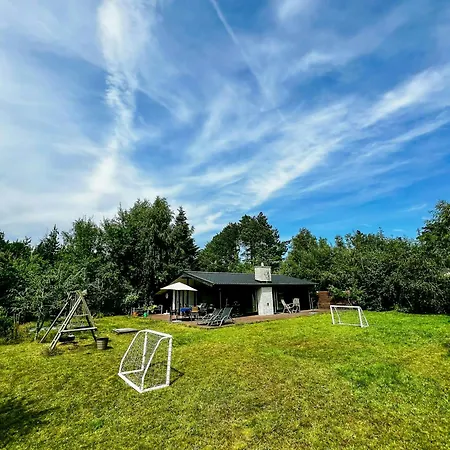 Charming Family Summerhouse Near The * Højby
